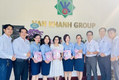 CHÚC MỪNG NGÀY PHỤ NỮ VIỆT NAM 20/10 - VÌ PHỤ NỮ LÀ ĐỂ YÊU THƯƠNG